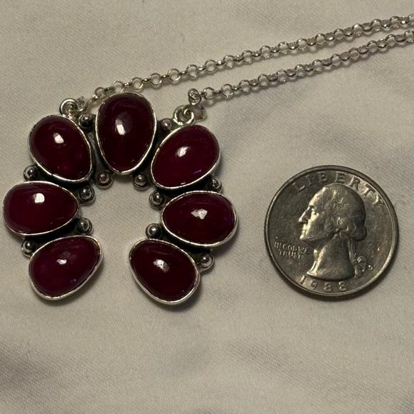 Ruby Naja necklace - Picture 5 of 8